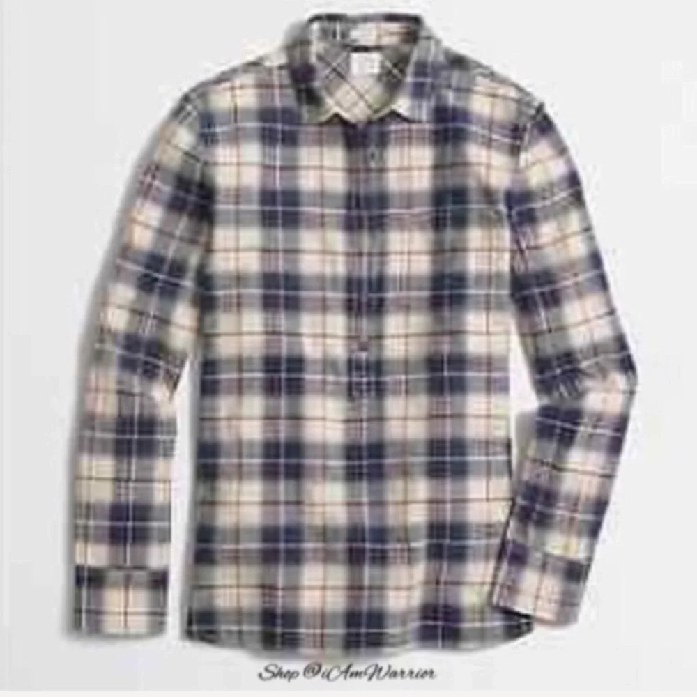 J.Crew plaid ‘boy fit’ 3/4 button down top *shop@iamwarrior